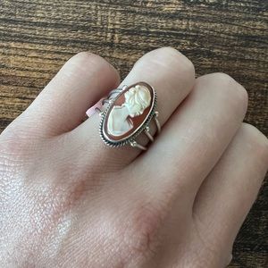Vintage Cameo Ring